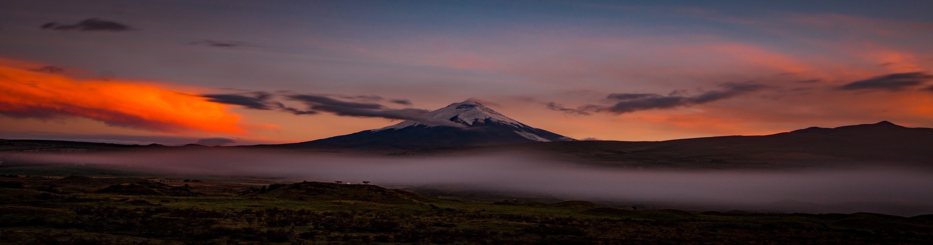 A GUIDE TO ECUADOR´S VOLCANOS