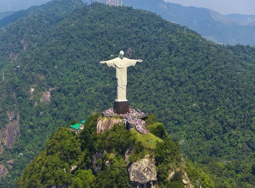 A Luxurious 8-Day Whirlwind Tour of Brazil