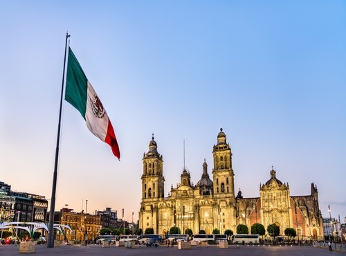 EXPLORING THE TOP 10 MUST-VISIT ATTRACTIONS IN MEXICO CITY