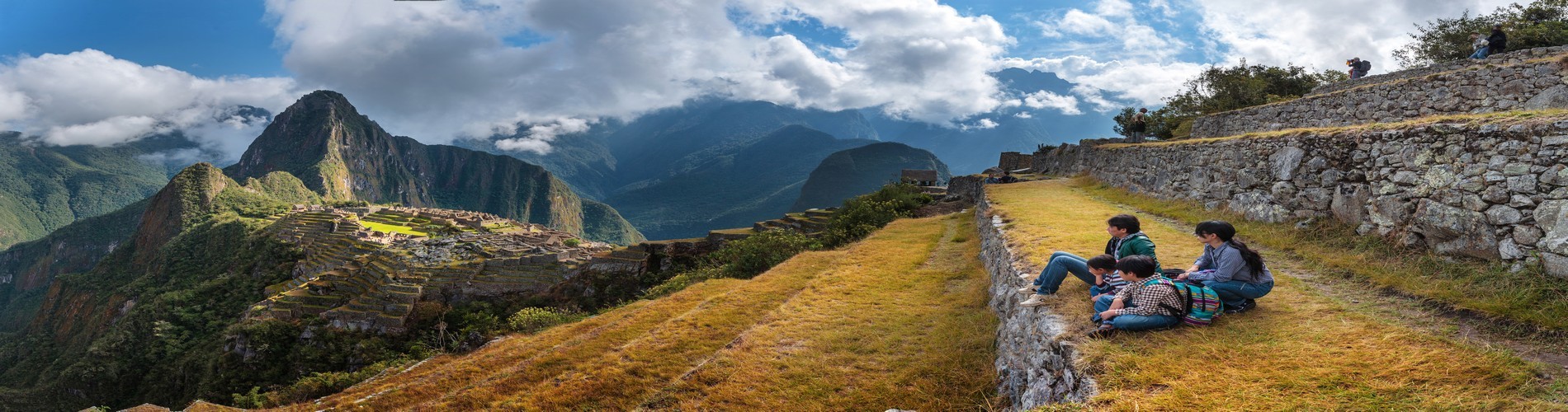 FAMILY FUN IN MACHU PICCHU