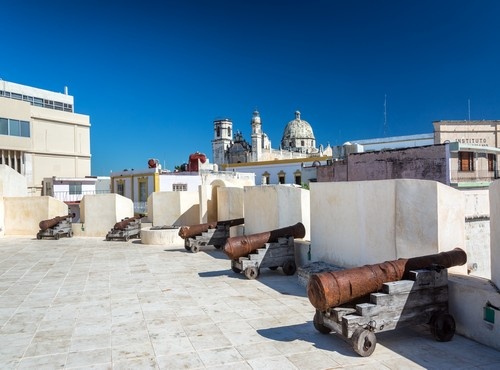 INSIDE CAMPECHE