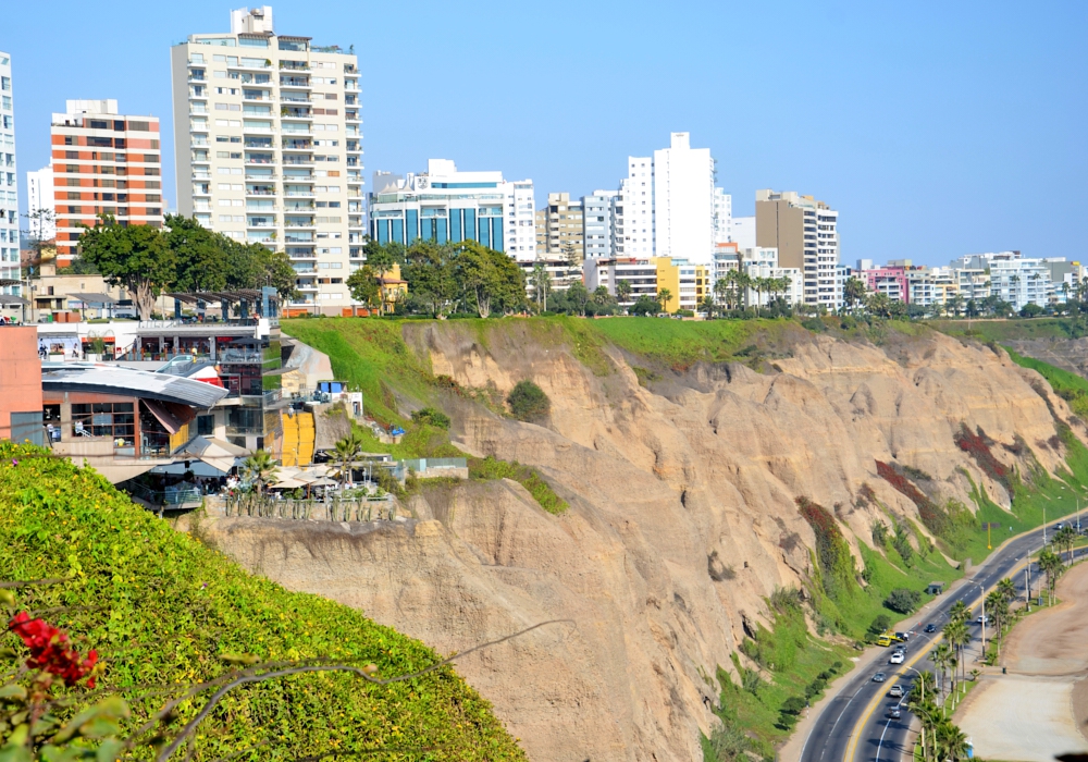 Day 01- Arrival to Lima