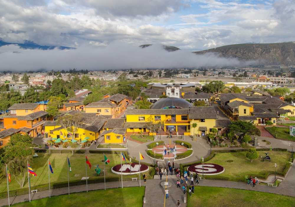 DAY 01- Arrival to Quito