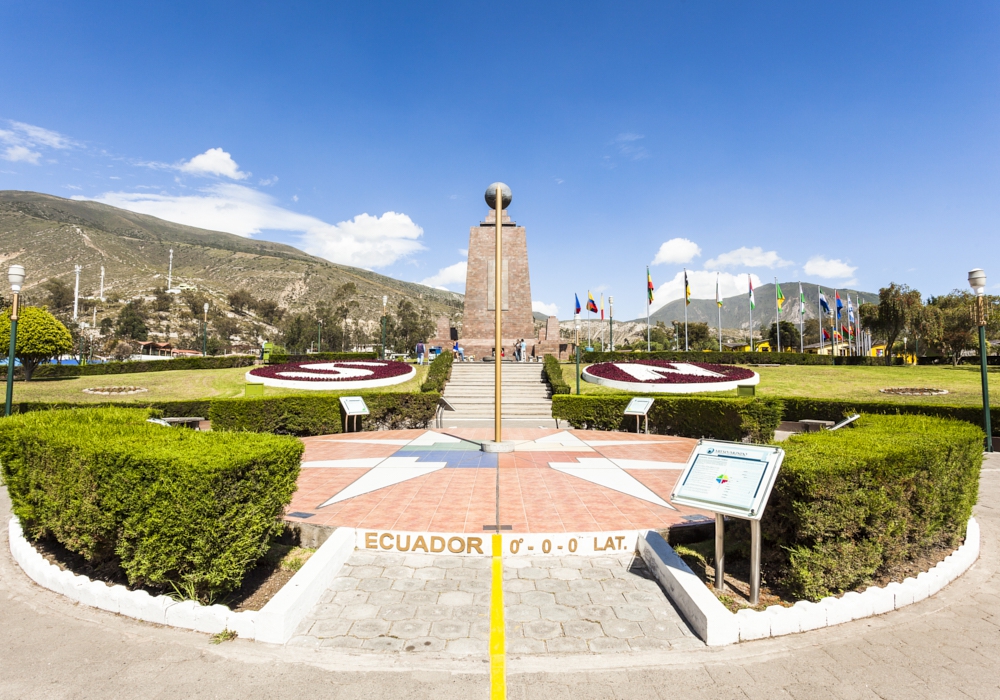 DAY 01 - Arrival to Quito