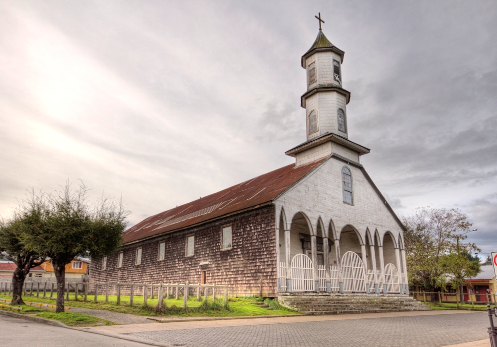 Day 02 - Castro – Dalcahue – Achao - Castro