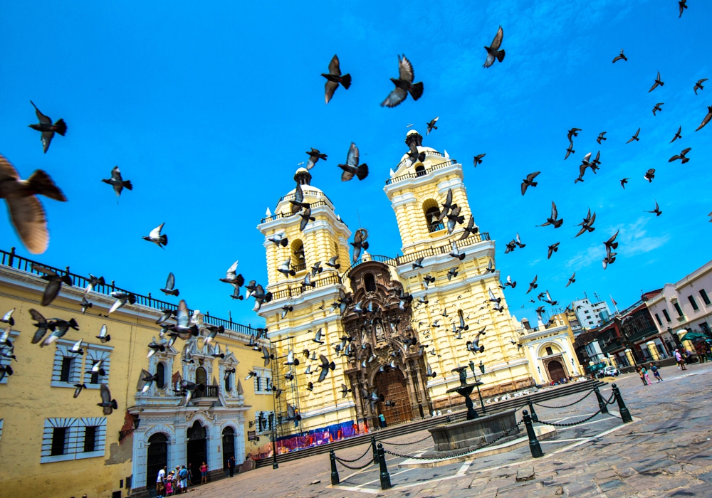 Day 02 - Lima to Paracas   Lima City Tour and Visit the Pachacamac Temple