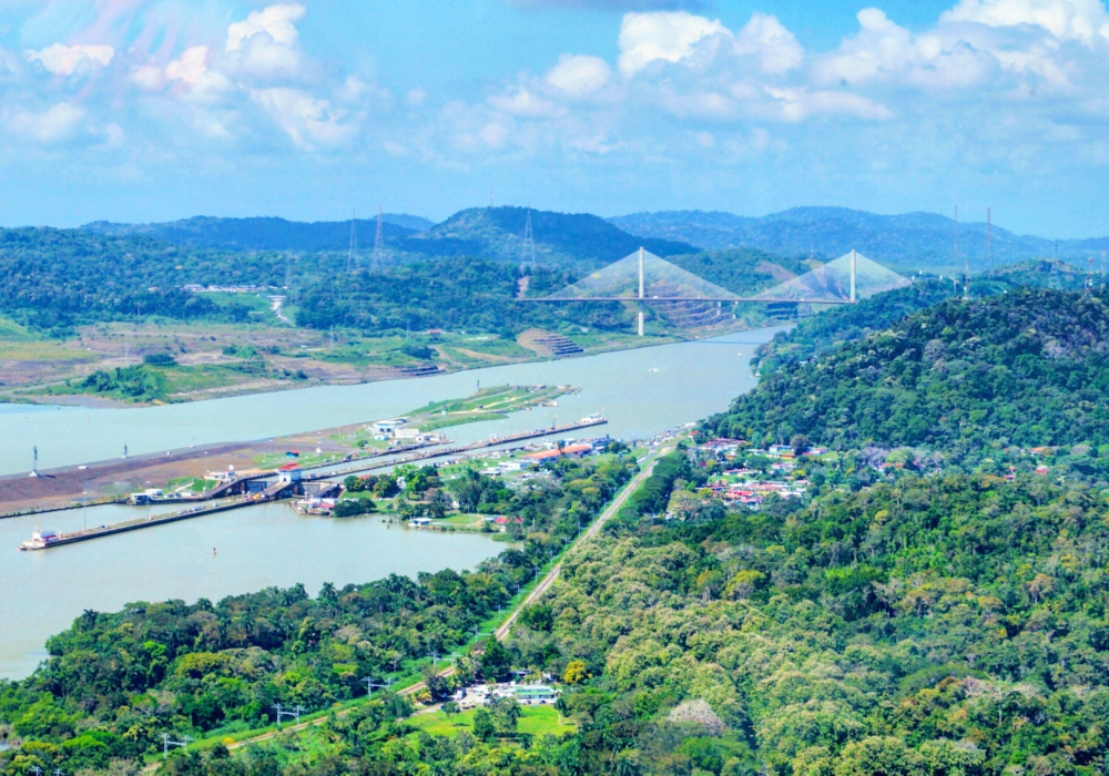 Day 02 - Panama City Tour and Miraflores Locks