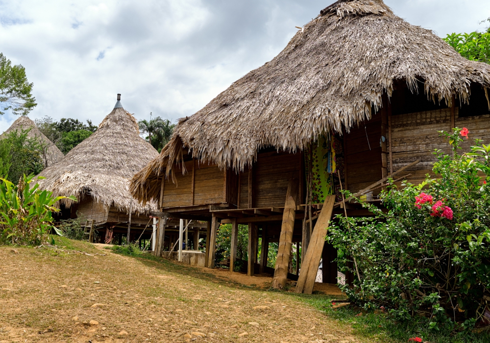 DAY 02 -  Railway visit and the Embera Quera Community