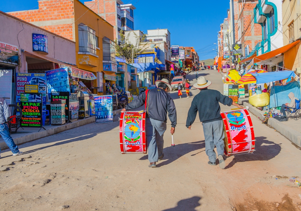 DAY 03 - COPACABANA – ISLAND OF THE SUN