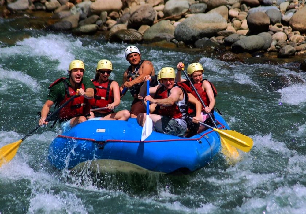 DAY 03 - Savegre -  Whitewater Rafting