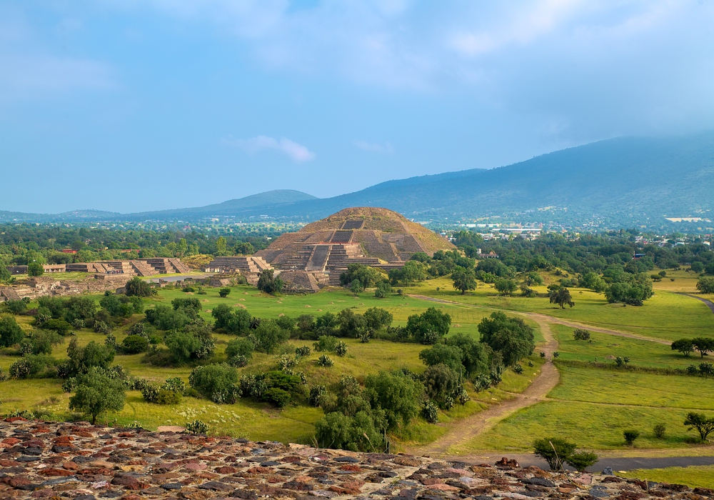 Day 03 - Teotihuacan and Shrine of Guadalupe.