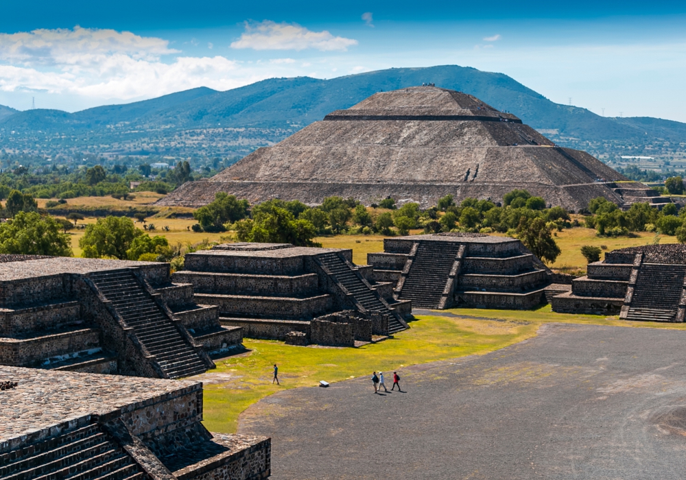 Day 03 - Teotihuacan and Shrine of Guadalupe.