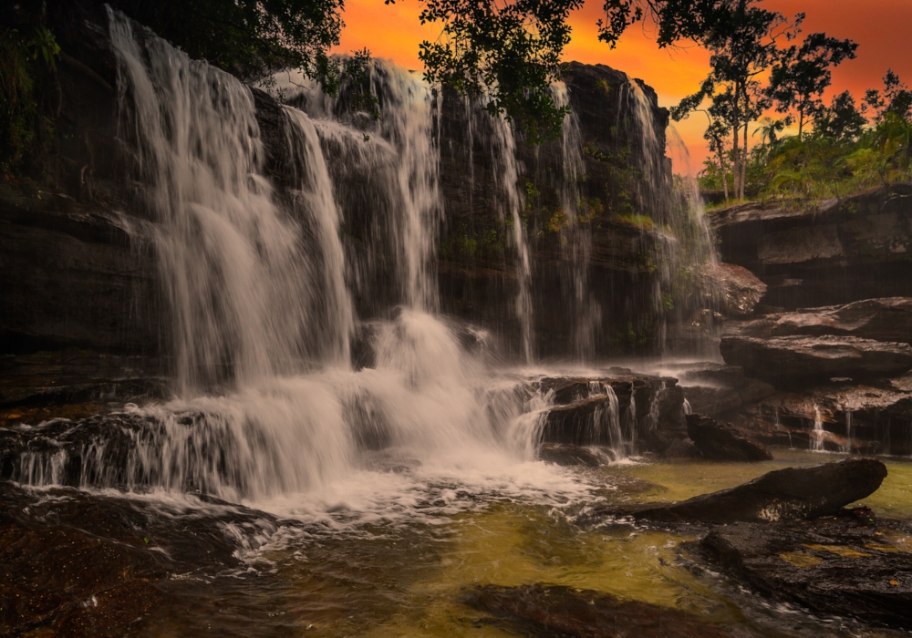 DAY 04 -  Caño Cristales -  La Macarena Town -  Bogotá