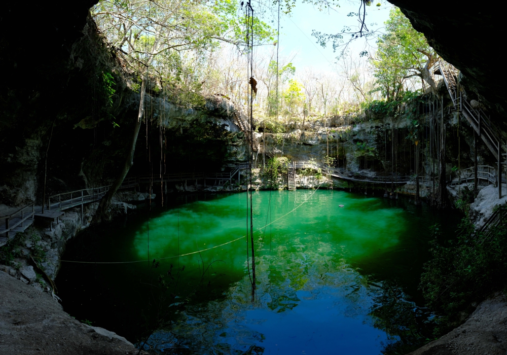 Day 05 - Go Underground  at The Rio Secreto