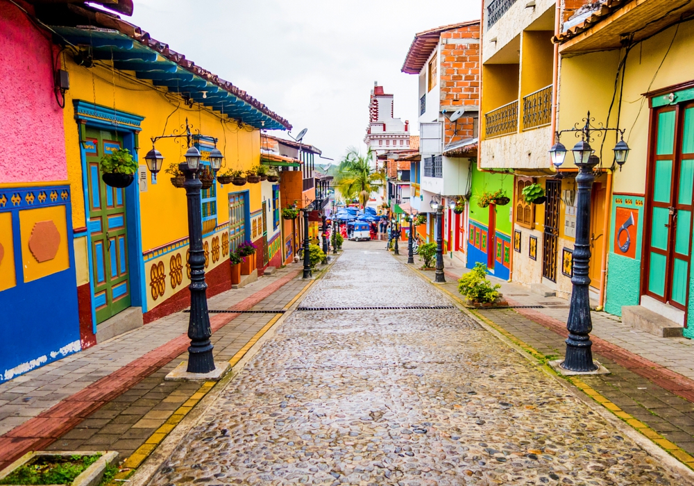 DAY 07 -  Medellín - El Peñol Rock and Guatapé - Medellín