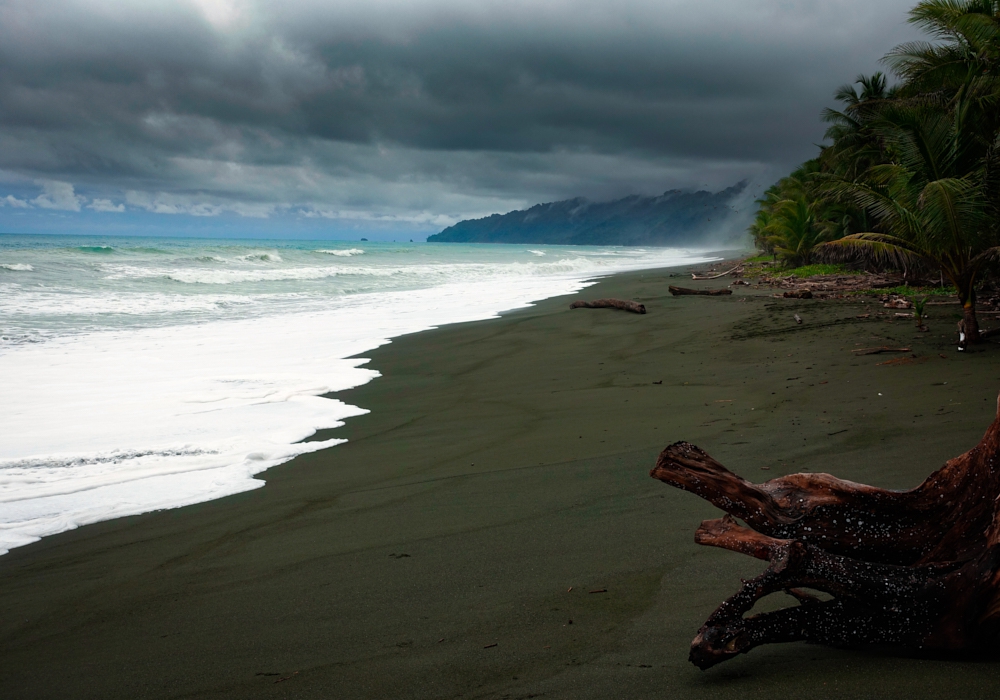 Day 08 - Carate Beach