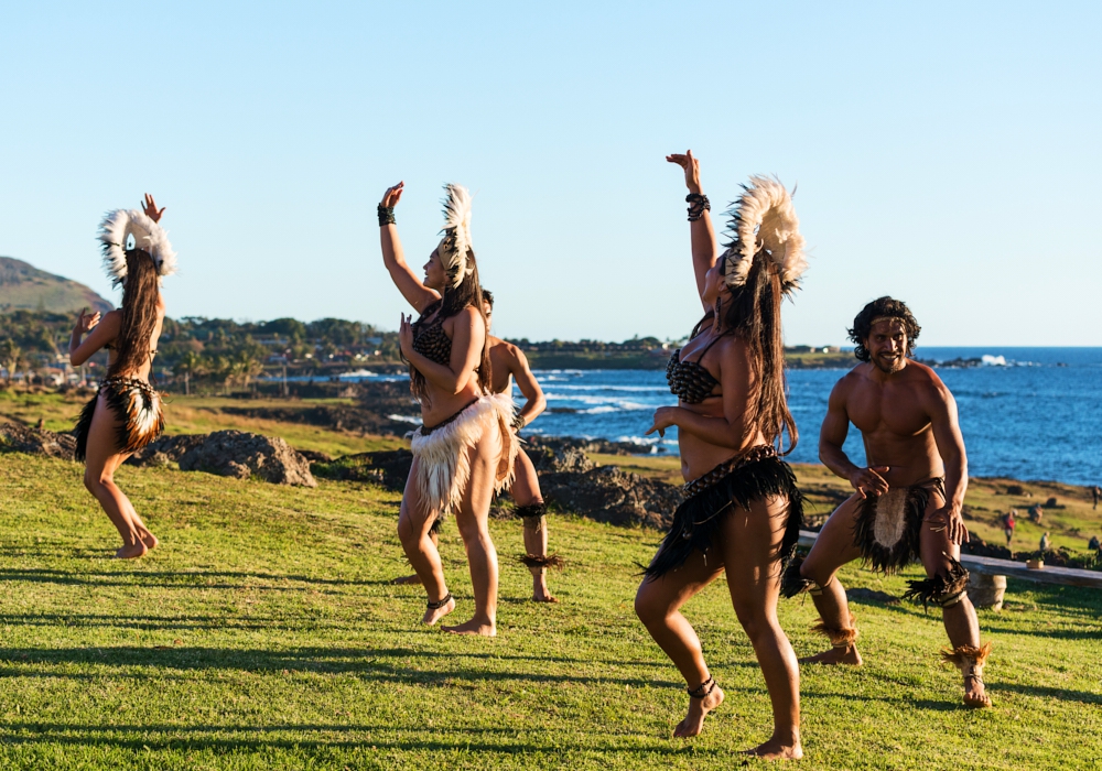 Day 08 - Vina Vik - Santiago - Easter Island