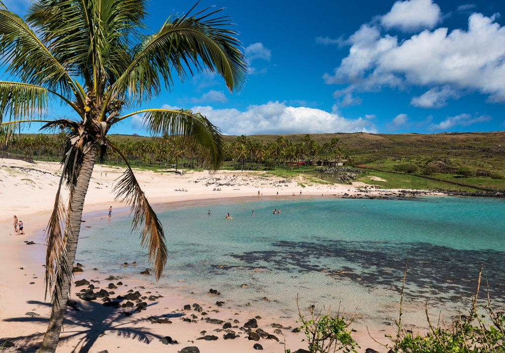 Day 08 - Vina Vik - Santiago - Easter Island