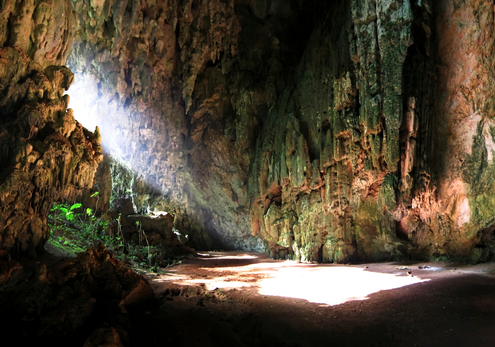 Day 09 - Actun Tunichil Muknal