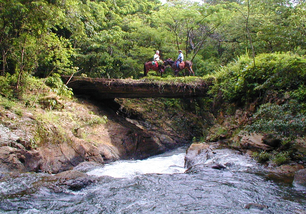 Day 09 - Tocori Mountain & Waterfall