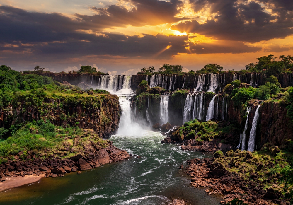 DAY 10 - BARILOCHE - IGUAZU