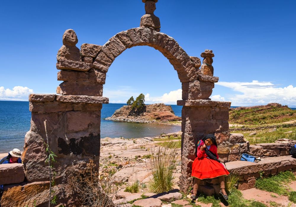 Day 10 - Full day Uros and Taquile Islands