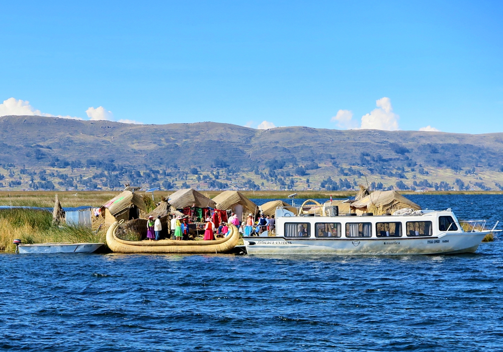 Day 10 - Full day Uros & Taquile Islands