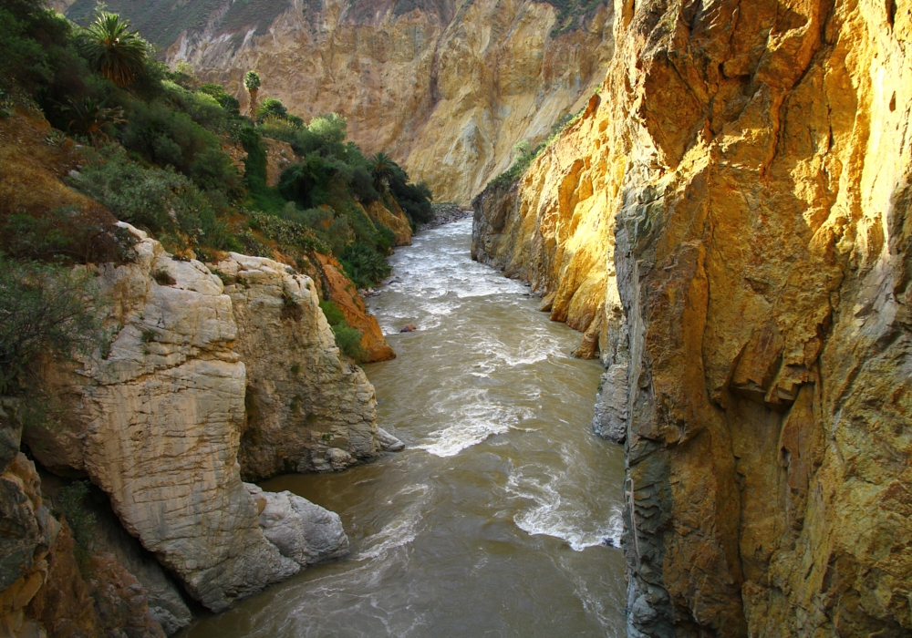 Day 14 - Colca – Arequipa - Time to visit the home of the condor!