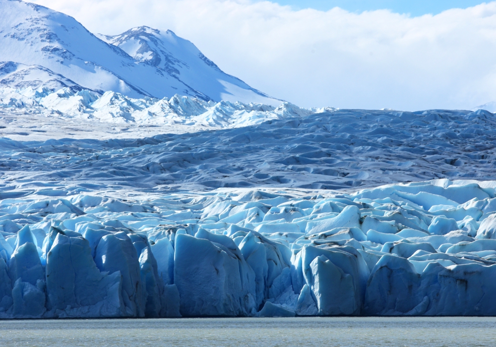 Day 7- Grey Glacier - Pehoé Lake