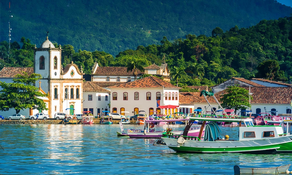 Paraty - Colorful boats waiting on the sea