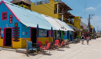Yucatan Encompassed